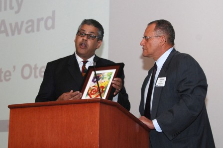 2012 Circulo Latino Community Leadership Award